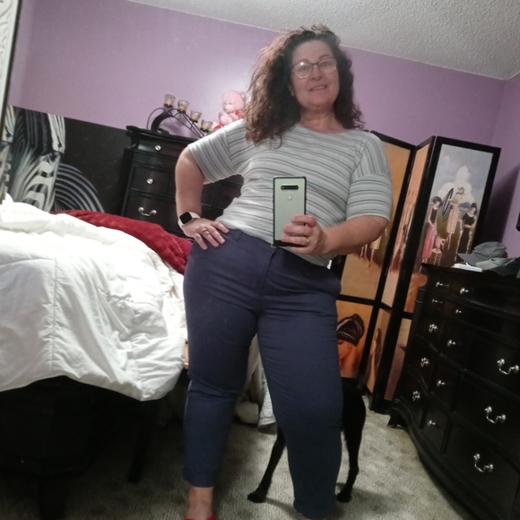 Meet your Posher, Rhonda - Picture 7 of 7